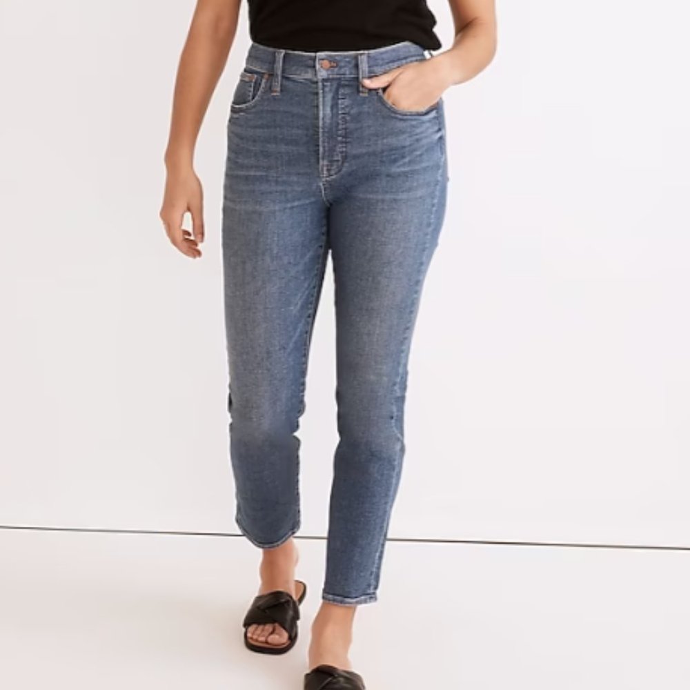 Madewell The Perfect Vintage Jean in Finney Wash 24